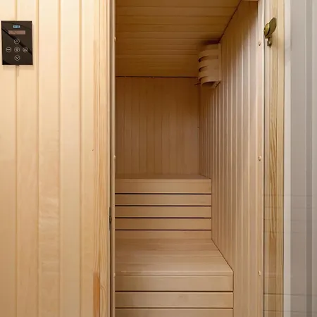 Sweet Mocha - 3Br, Sauna & Ac - Main Square Krakov