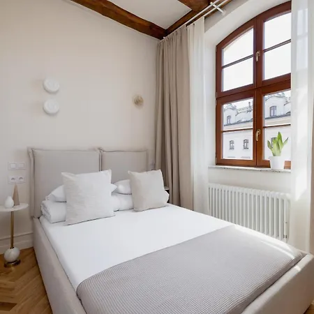 Apartmán Sweet Mocha - 3Br, Sauna & Ac - Main Square Krakov